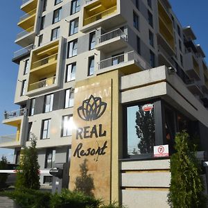 Real Resort-Apartament Cu 2 Camere In Cartier Rezidential Ploeszti Exterior photo