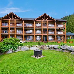 Kootenay Lakeview Resort BW Signature Collection Balfour Exterior photo