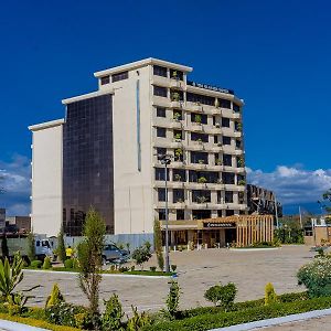 The Glacier Hotel Nanyuki Exterior photo