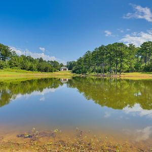 Willa Alabama Retreat With Private Pond, Deck And Pool Table Eutaw Exterior photo