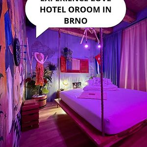 Oroom Havana - Role Play For Couples In Brno Exterior photo