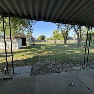 Willa Abilene Kansas Cozy Oasis Exterior photo