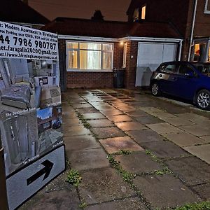 Luxury Apartment In Birmingham With Free Parking. Exterior photo