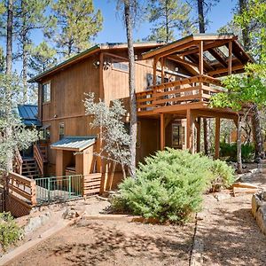 Willa Pristine Pine Retreat With Deck And Outdoor Dining! Exterior photo