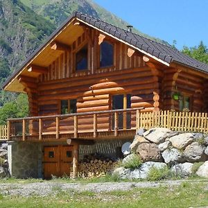 Willa Chalet En Rondins Le Becan Tout Proche Des Ecrins Les Bosses Exterior photo