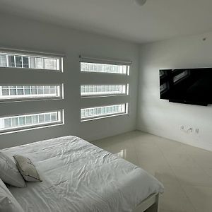 Apartament Miami Loft With Vehicle G63Amg Option Exterior photo