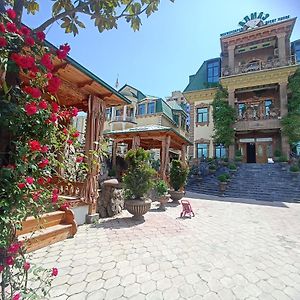 Hotel Almos Duszanbe Exterior photo