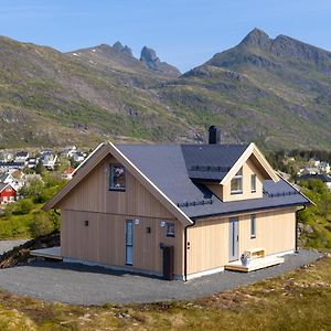 Willa The Panorama - Sorvagen Lofoten Exterior photo