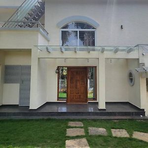 Ss Lumina Villa Bengaluru Exterior photo