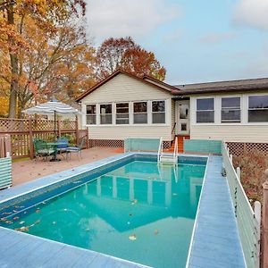 Willa Pet-Friendly Ohio Escape With Pool, Deck And Fire Pit! Mount Vernon Exterior photo