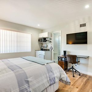 Apartament Cozy Simi Valley Studio Less Than 10 Mi To Hiking And Golf Exterior photo