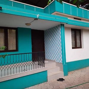 Willa 2 Bhk House, On Premise Parking, Upto 10 Guests Mangaluru Exterior photo