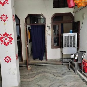 Apartament Divisha Pg House Sharing Beds Only For Boys Bareli Exterior photo