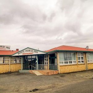 Whitehorse Inn Palmerston North Exterior photo