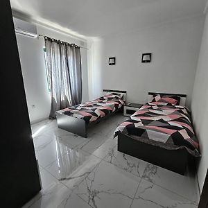 2 Bedroom Apartment In Bugibba San Pawl il-Baħar Exterior photo