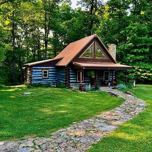 Willa 5 Star Cabin In Brown County Morgantown Exterior photo