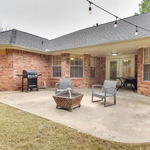 Family-Friendly Waxahachie Home With Patio And Yard! Exterior photo