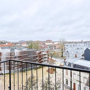 3-Bedroom Apartment Near The Metro With Parking Tourcoing Exterior photo