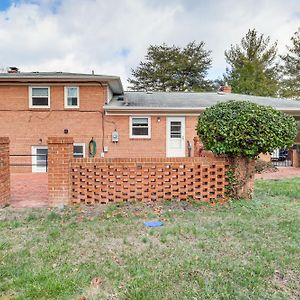 Updated Home With Yard About 4 Mi To Old Town Alexandria Exterior photo