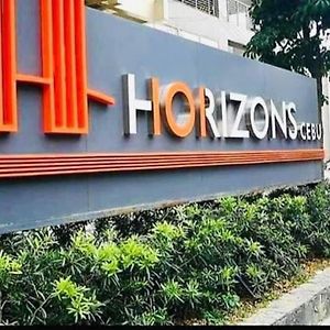Apartament Horizons 101- At Heart Of Cebu Exterior photo