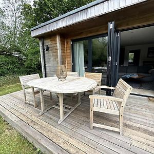 Apartament Beautiful Cabin With Pond View Steyning Exterior photo