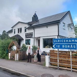 Bed and Breakfast Stop At The Cross Borås Exterior photo