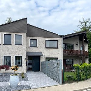 Besotel Erkrath- Schicke Fewo Oder Apartments Zentral Naehe Bahnhof Und Autobahn Im Neandertal Mit Glasfaser Wlan Und Freies Parken Exterior photo