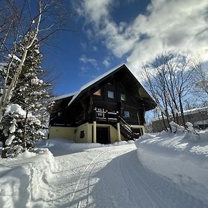 Willa Tobari 帷 Niseko Hanazono Kutchan Exterior photo