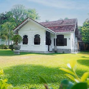 Hotel Vimansa International Meditation And Retreat Centre Ambalangoda  Exterior photo