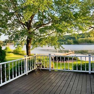 Spacious Lakefront - Remodeled, Views & All Amenities Included Skaneateles Exterior photo