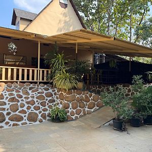 Chikoo Farm Inn Bengaluru Exterior photo