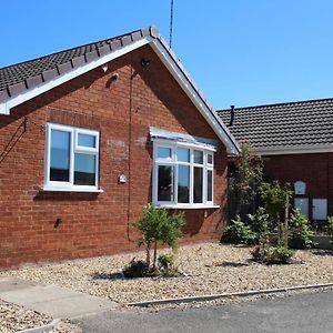 Willa Remarkable 2-Bed House In Walesby Nottinghamshire Elkesley Exterior photo