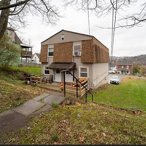 Willa Pet Friendly Private Townhouse With Washerdryer Ligonier Exterior photo