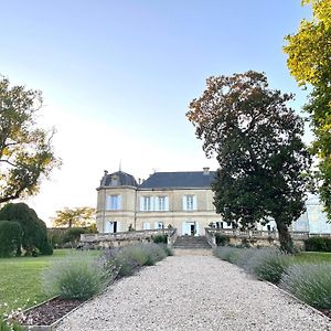 Bed and Breakfast Chateau Carbonneau Pessac-sur-Dordogne Exterior photo