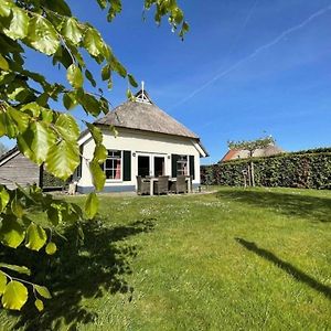 Willa House With A Terrace Near Langweerder Wielen Sint Nicolaasga Exterior photo