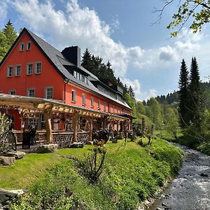 Erlebnishotel & Restaurant Fichtenhaeusel Am Poehlagrund Kuhberg Exterior photo