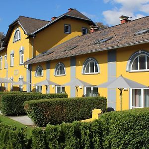 Bed and Breakfast Gaestehaus Karl August Fohnsdorf Exterior photo