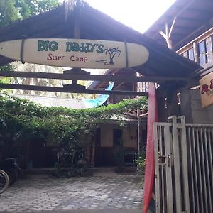 Apartament Big Daddy'S Surfcamp Pasanggaran Exterior photo