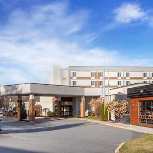 Hotel Best Western Plus New Englander Woburn Exterior photo