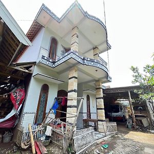 Hotel Spot On 93423 Kost Berkah Bukit Bukit Lawang Exterior photo