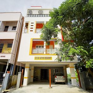 Hotel Oyo Flagship Sri Sai Sathya Residency Chennai Exterior photo