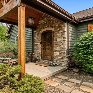 Willa Gorgeous 5 Bdr With Hot Tub - Walk To Holi-Mont! Ellicottville Exterior photo