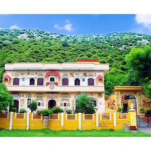 Bed and Breakfast Raj Haveli- A Heritage Samode Dźajpur Exterior photo