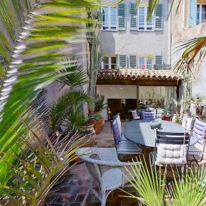 Bed and Breakfast La Maison Du Prince Grimaud Exterior photo