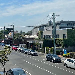 Beachside Flat With Free Parking Melbourne Exterior photo