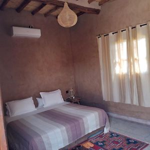 Bed and Breakfast Gite Ait Lmaalam Chez Ahmed Skoura Exterior photo