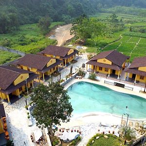 Sky Bay Lodge Hà Giang Exterior photo