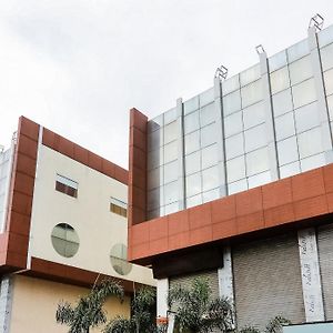 Hotel Collection O Imperial Near Old Bus Stand Bareli Exterior photo