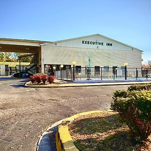 Executive Inn Chester Exterior photo