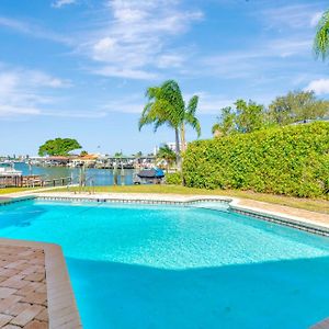 Clearwater Beach Waterfront Modern Villa 4Bd 2Big Open Loft 4Bt With Pool Boat Deck Sleep 15 Exterior photo